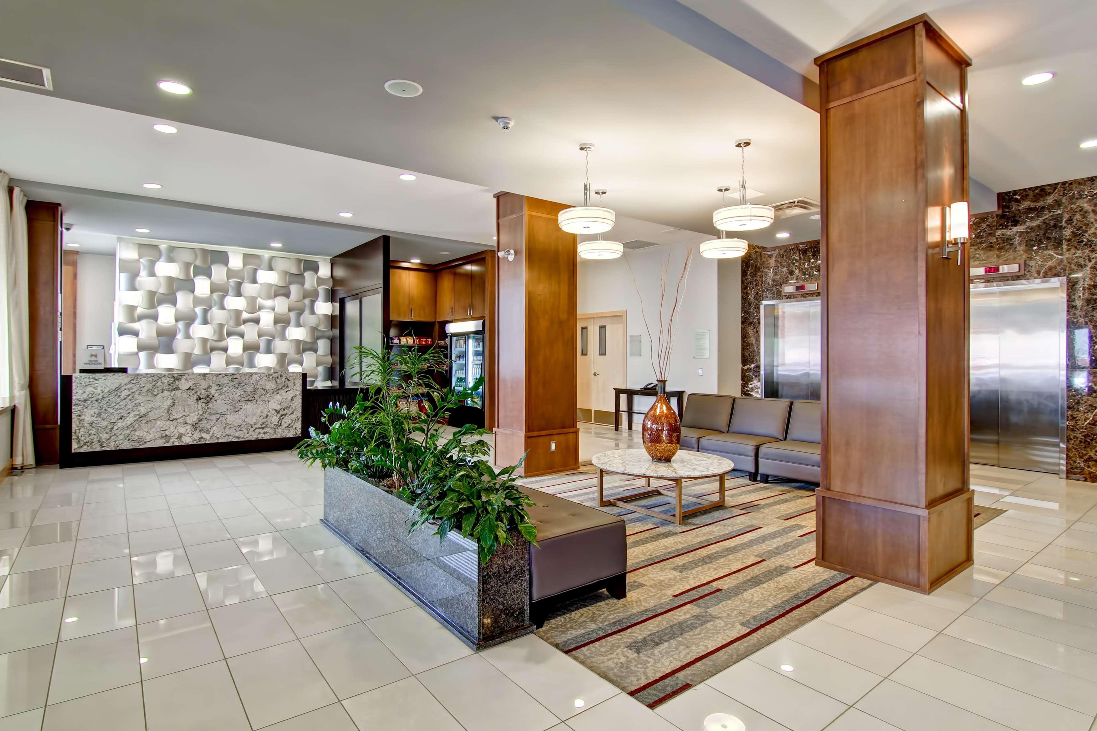 מלון Doubletree By Hilton - קמלופס מראה חיצוני תמונה