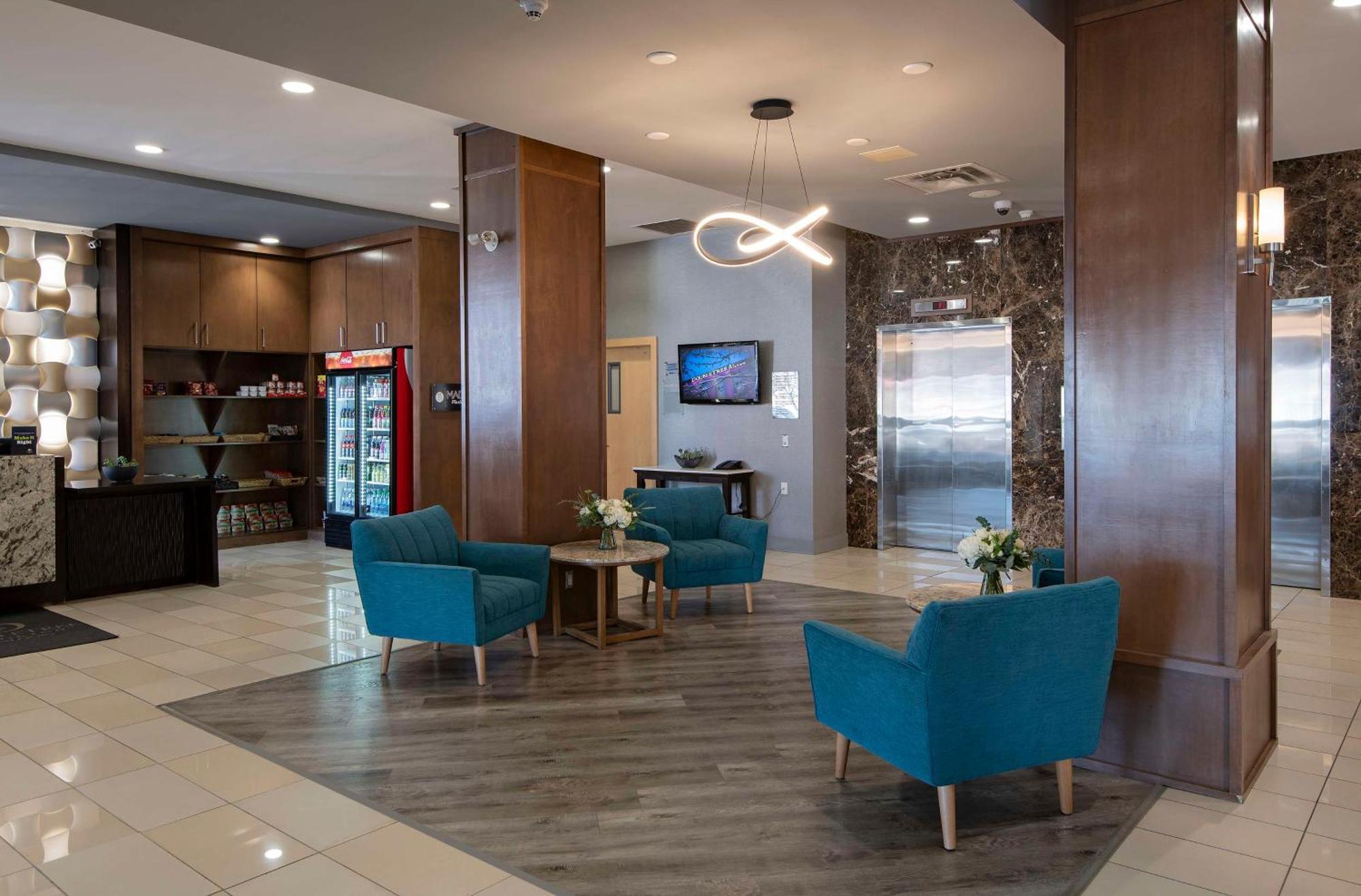 מלון Doubletree By Hilton - קמלופס מראה חיצוני תמונה