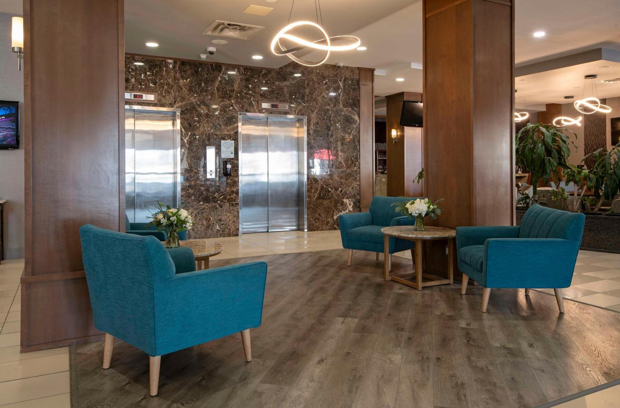 מלון Doubletree By Hilton - קמלופס מראה חיצוני תמונה